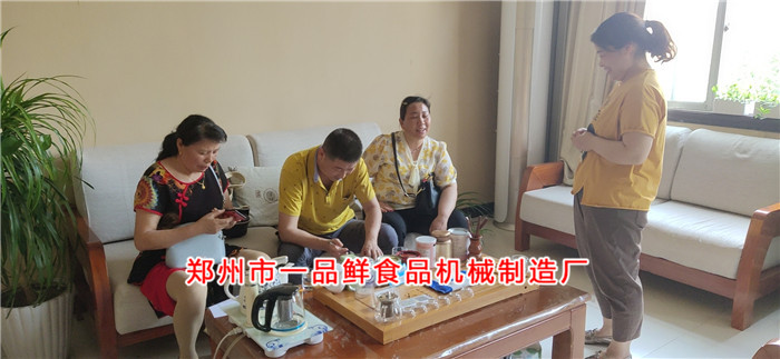 南陽(yáng)客戶與客服洽談 南陽(yáng)客戶與客服洽談