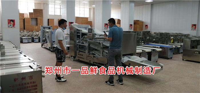 西安客戶考察多功能成型機 西安客戶考察多功能成型機