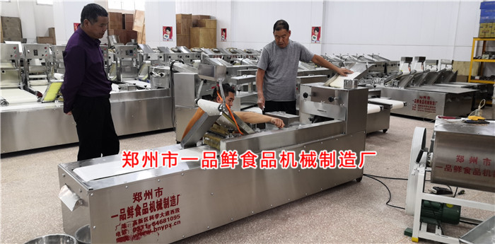 師傅講解設(shè)備操作要領(lǐng) 師傅講解設(shè)備操作要領(lǐng)