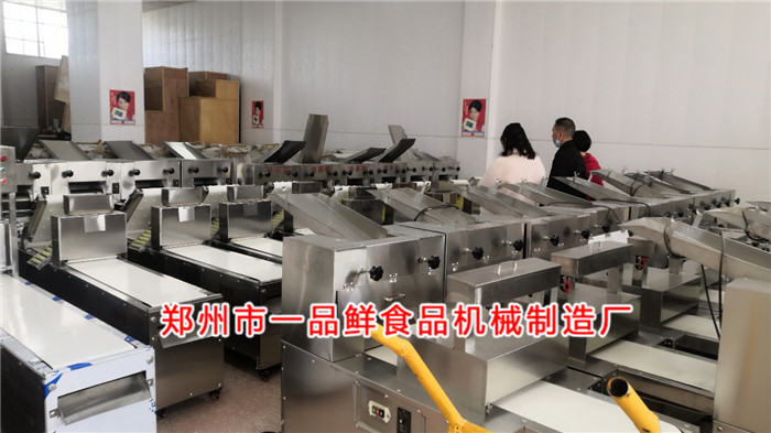 駐馬店客戶再次前來考察燴面機 駐馬店客戶再次前來考察燴面機