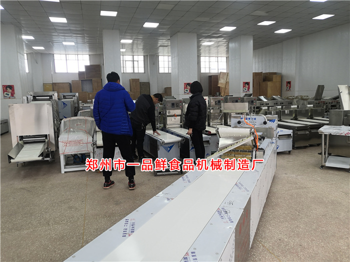 洛陽客戶考察燴面機 洛陽客戶考察燴面機