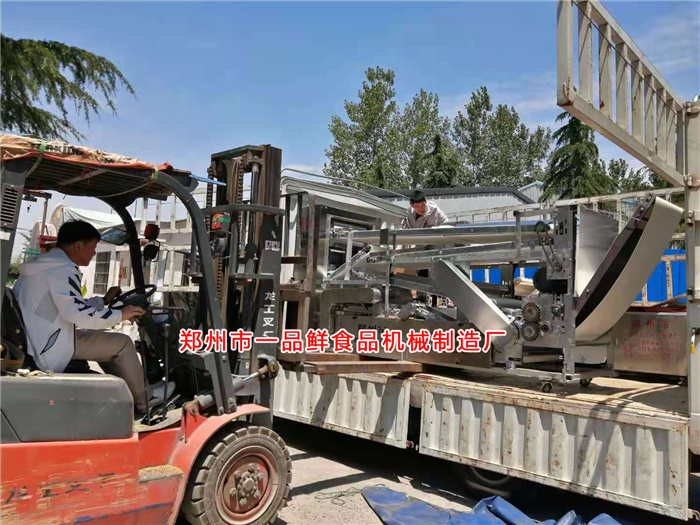 設(shè)備裝車(chē)中 設(shè)備裝車(chē)中