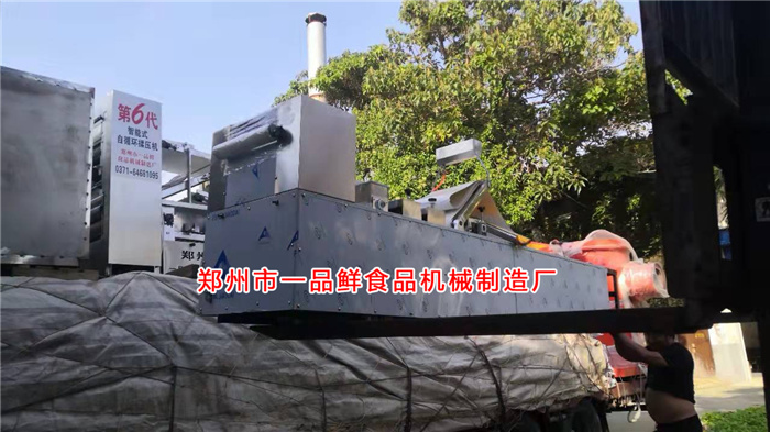 多功能成型機裝車 多功能成型機裝車